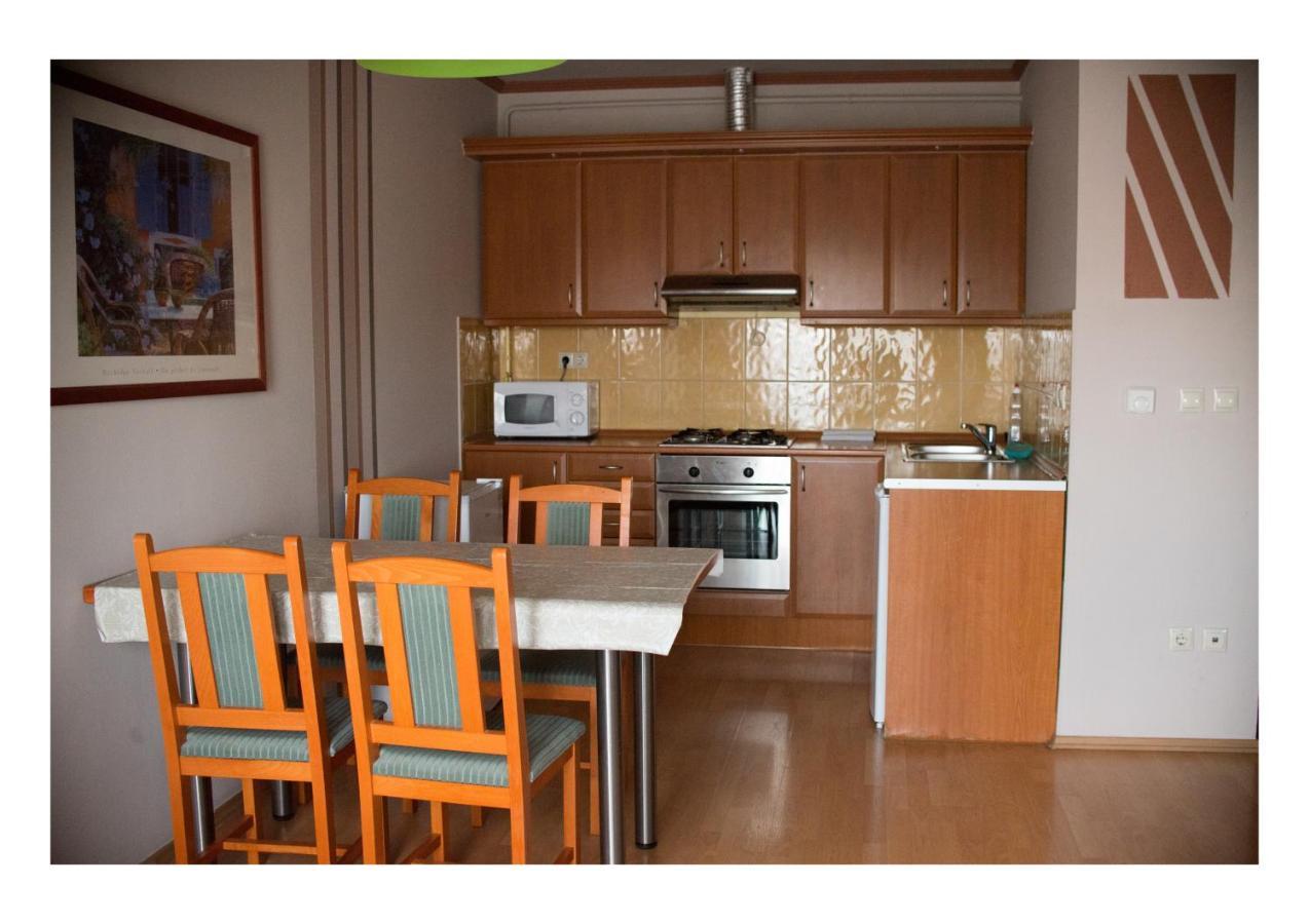 Wolf Apartman101, Wolf Apartman 102 Hotel ชาร์วาร์ ภายนอก รูปภาพ