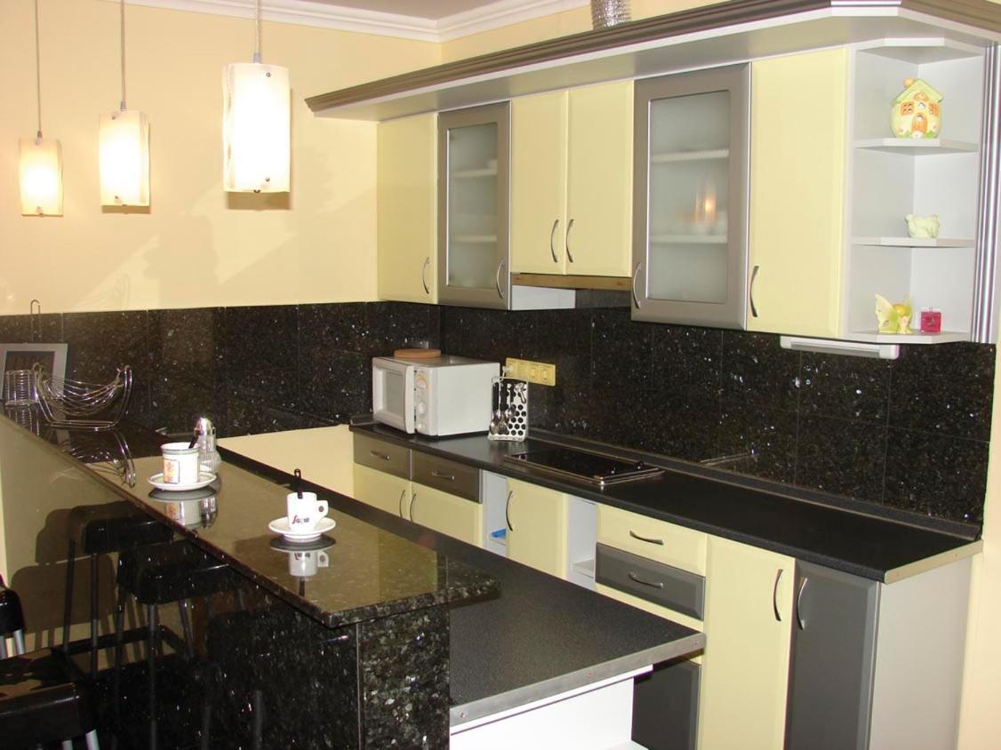 Wolf Apartman101, Wolf Apartman 102 Hotel ชาร์วาร์ ภายนอก รูปภาพ